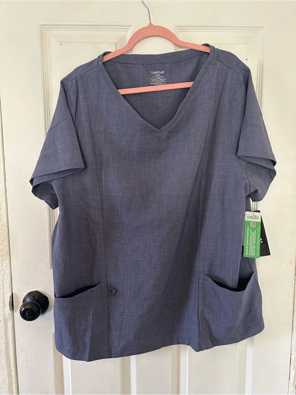 3X Cuddl Duds scrubs V-neck scrub top Navy Heather 2-pocket
